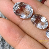 TOPAZ TRẮNG/CT: 7.8 CT