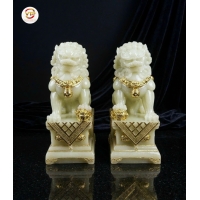 Kỳ lân đá lưu ly