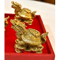 Long quy nhỏ bằng đồng