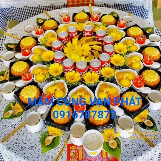 MÂM CÚNG THÔI NÔI - ĐẦY THÁNG
