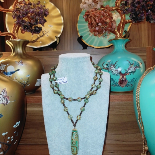 Vòng cổ Dzi 9 mắt