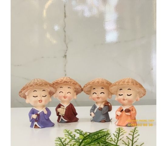CHÚ TIỂU GIANG HỒ