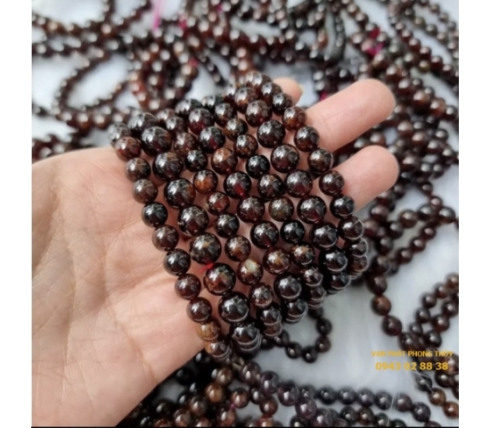 VÒNG TAY NGỌC HỒNG LỰU ( 8mm 2a )