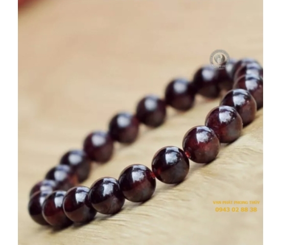 VÒNG TAY THẠCH LỰU HỒNG ( 10ly )