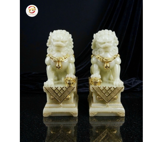 Kỳ lân đá lưu ly