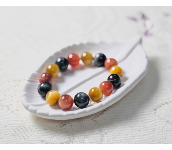 Vòng tay đá mắt hổ tam tài 14mm
