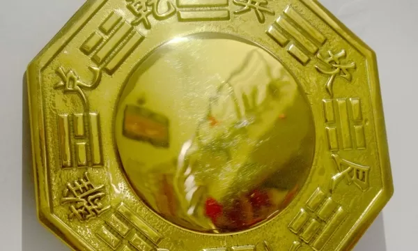 Những sai lầm phổ biến khi dùng gương bát quái
