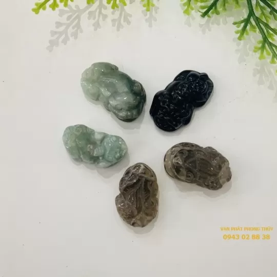 Đá Ngọc Bích (Nephrite Jade) – Vẻ đẹp vương giả thanh lịch